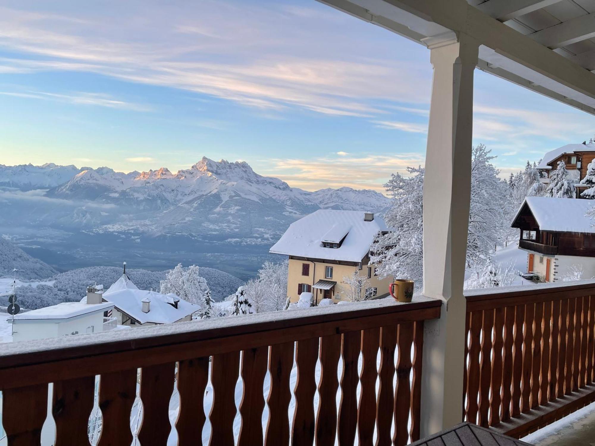 Charmant Appartement Au Vagabond Leysin Exterior foto